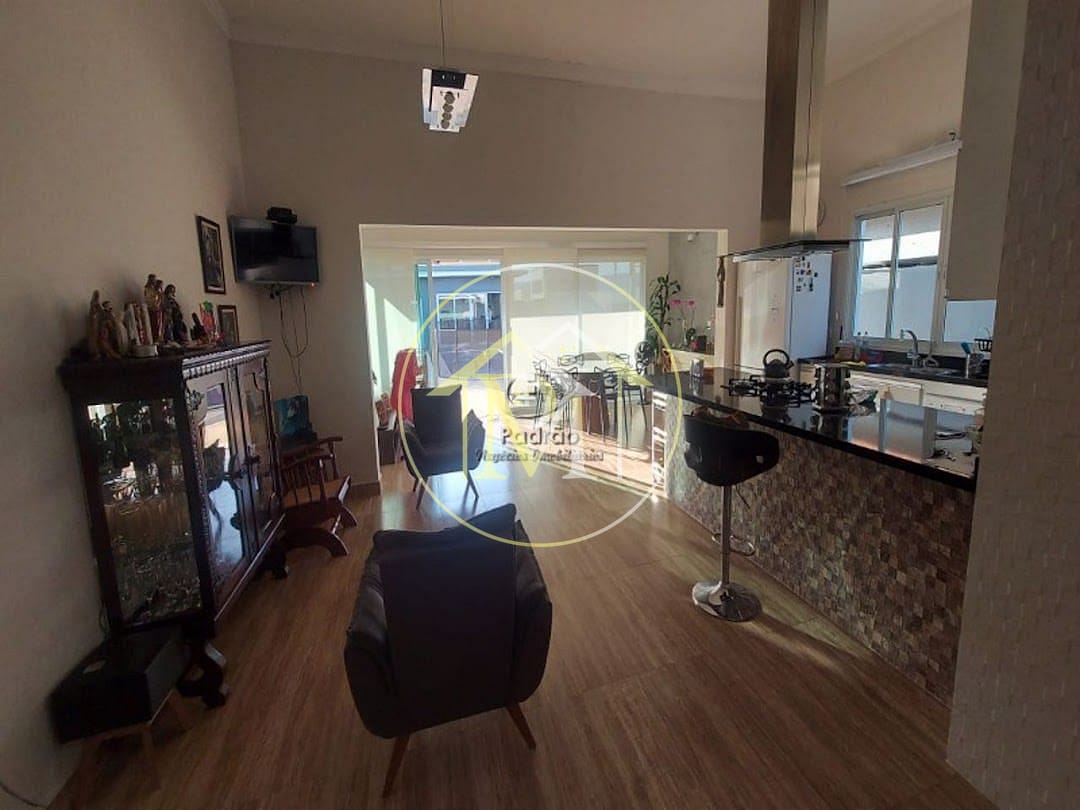 Casa à venda com 3 quartos, 310m² - Foto 3