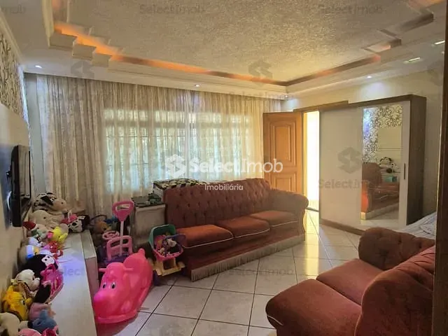 Casa com 238m² 2 quartos e 2 banheiros, à venda, no bairro Jardim Sônia Maria em Mauá