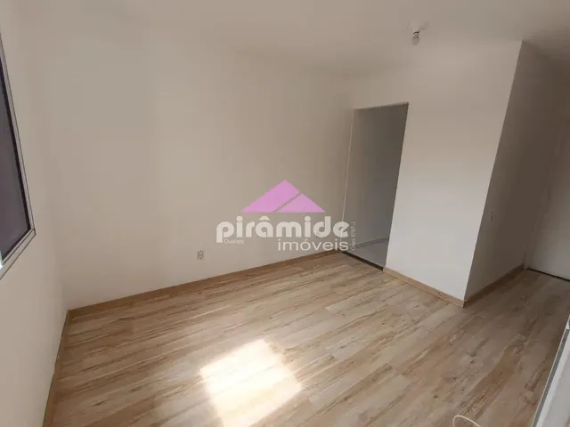 Casa com 64m² 2 quartos e 1 banheiro, à venda, no bairro Jardim Layr em Mogi Das Cruzes