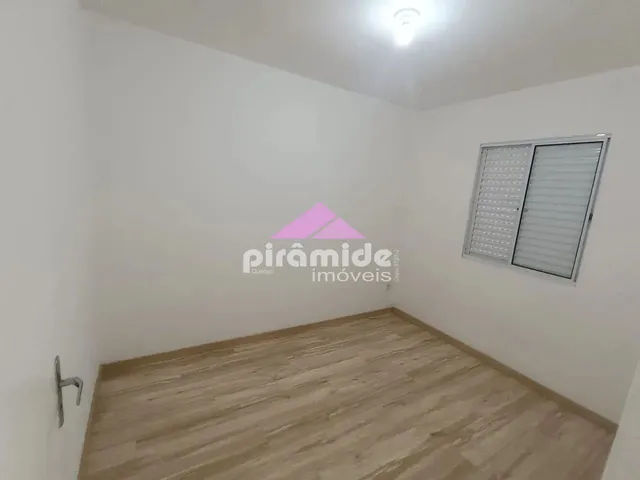 Casa com 64m² 2 quartos e 1 banheiro, à venda, no bairro Jardim Layr em Mogi Das Cruzes