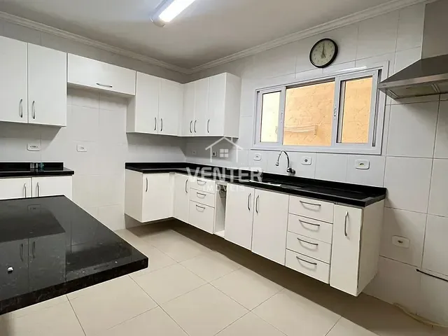 Casa com 150m² 3 quartos e 3 banheiros, para alugar, no bairro Parque Vera Cruz em Tremembé