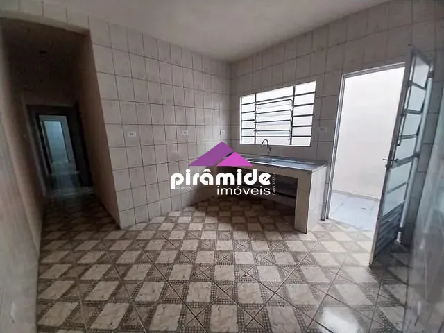 Casa 3 quartos e 1 banheiro, para alugar, no bairro Jardim Limoeiro em São José dos Campos
