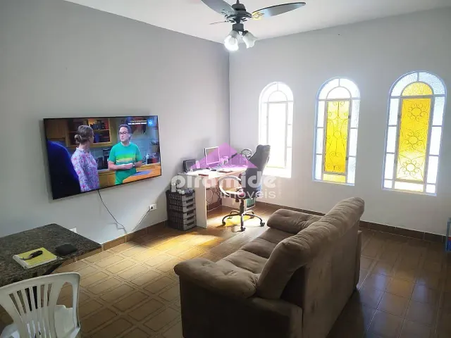Casa 5 quartos e 3 banheiros, à venda, no bairro Conjunto Residencial Galo Branco em São José dos Campos