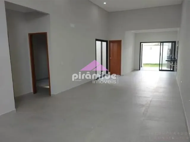 Casa 3 quartos e 2 banheiros, à venda, no bairro Portal dos Passaros em São José dos Campos