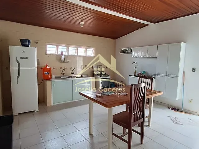 Casa com 360m² 3 quartos e 3 banheiros, à venda, no bairro Jardim dos Ipês em Cuiabá