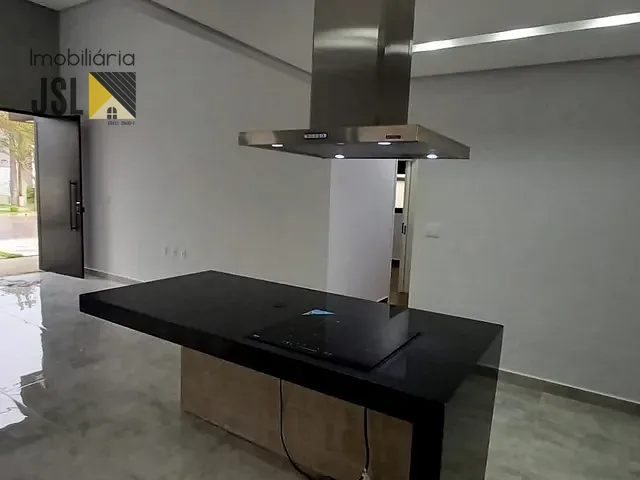 Casa com 300m² 3 quartos e 3 banheiros, à venda ou para alugar, no bairro Condomínio Terras do Vale em Caçapava