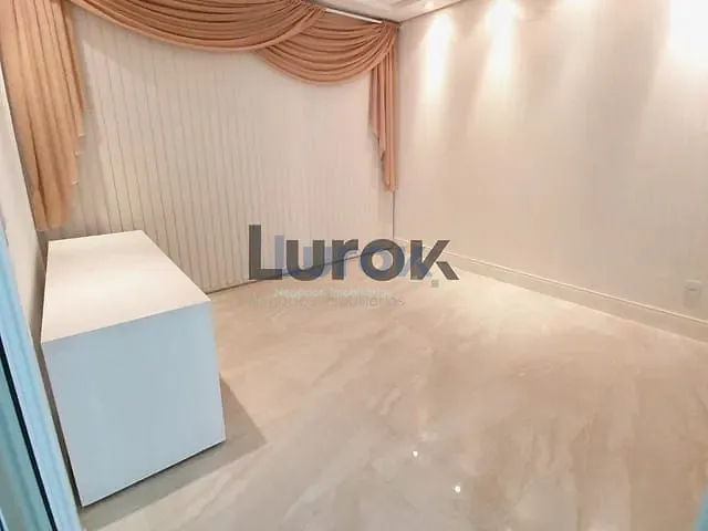 Casa com 702m² 3 quartos e 5 banheiros, à venda, no bairro Condomínio Millenium em Valinhos