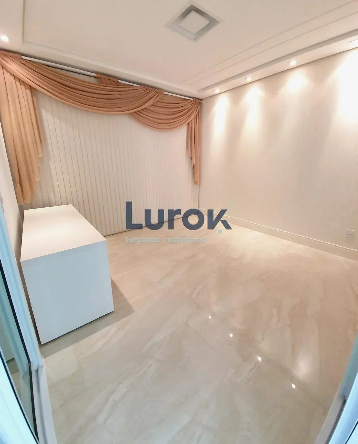 Casa, 3 quartos, 452 m² - Foto 3