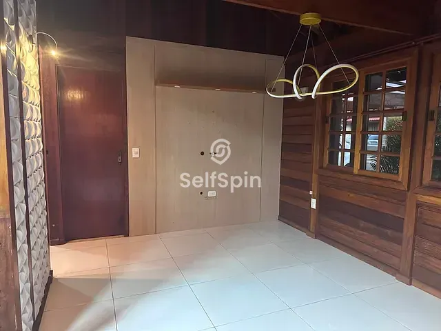 Casa 2 quartos e 3 banheiros, para alugar, no bairro Várzea das Moças em Niterói
