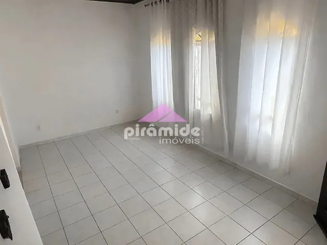 Casa com 120m² 3 quartos e 1 banheiro, à venda, no bairro Santana em São José Dos Campos