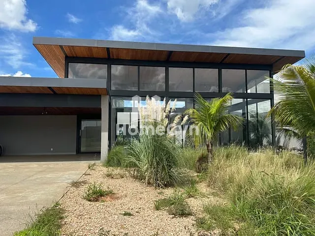 Casa com 1250m² 4 quartos e 7 banheiros, para alugar, no bairro Residencial Goiânia Golfe Clube em Goiânia