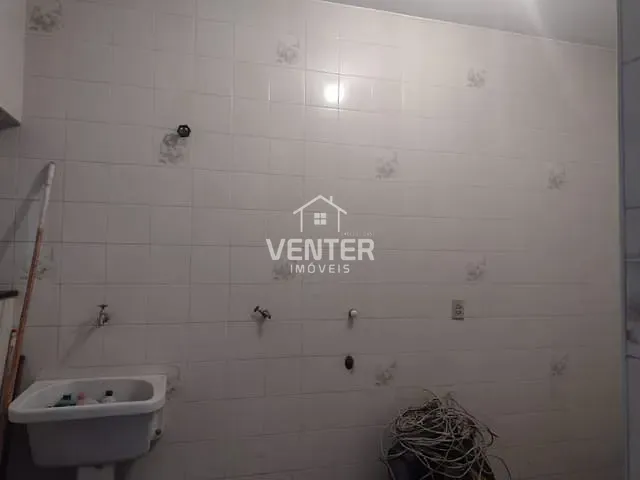 Casa com 250m² 3 quartos e 2 banheiros, à venda, no bairro Vila das Jabuticabeiras em Taubaté