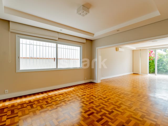 Casa com 500m² 4 quartos e 5 banheiros, à venda, no bairro Jardim Paulista em São Paulo