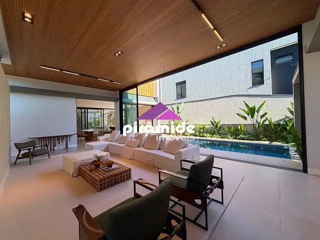 Casa 4 quartos e 6 banheiros, à venda, no bairro Urbanova em São José dos Campos