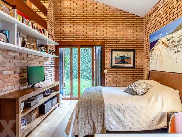 Casa com 600m² 4 quartos e 6 banheiros, à venda ou para alugar, no bairro Jardim Panorama em São Paulo