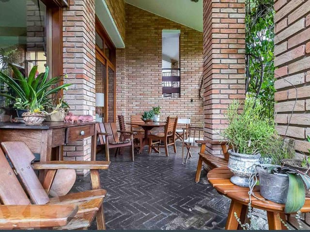 Casa com 600m² 4 quartos e 6 banheiros, à venda ou para alugar, no bairro Jardim Panorama em São Paulo