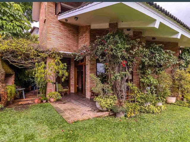 Casa com 600m² 4 quartos e 6 banheiros, à venda ou para alugar, no bairro Jardim Panorama em São Paulo