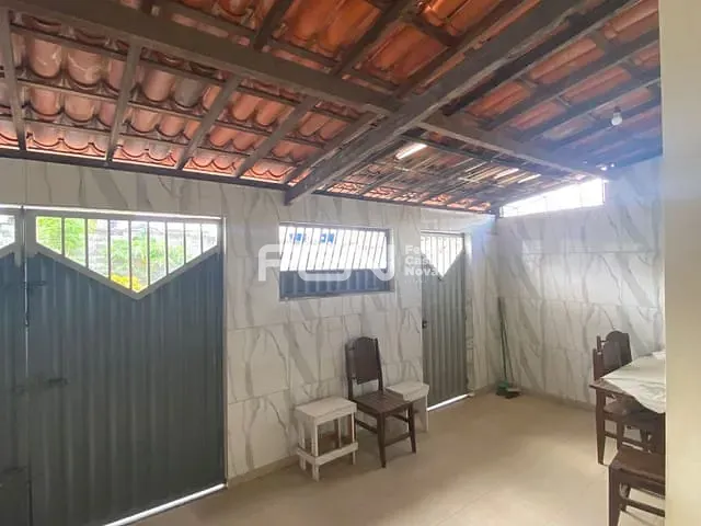 Casa 2 quartos e 1 banheiro, à venda, no bairro Ponto Certo em Camaçari