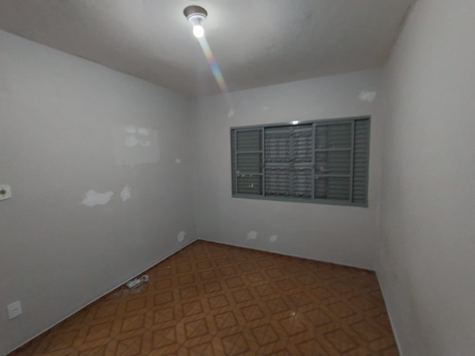 Casa para alugar com 2 quartos, 180m² - Foto 16