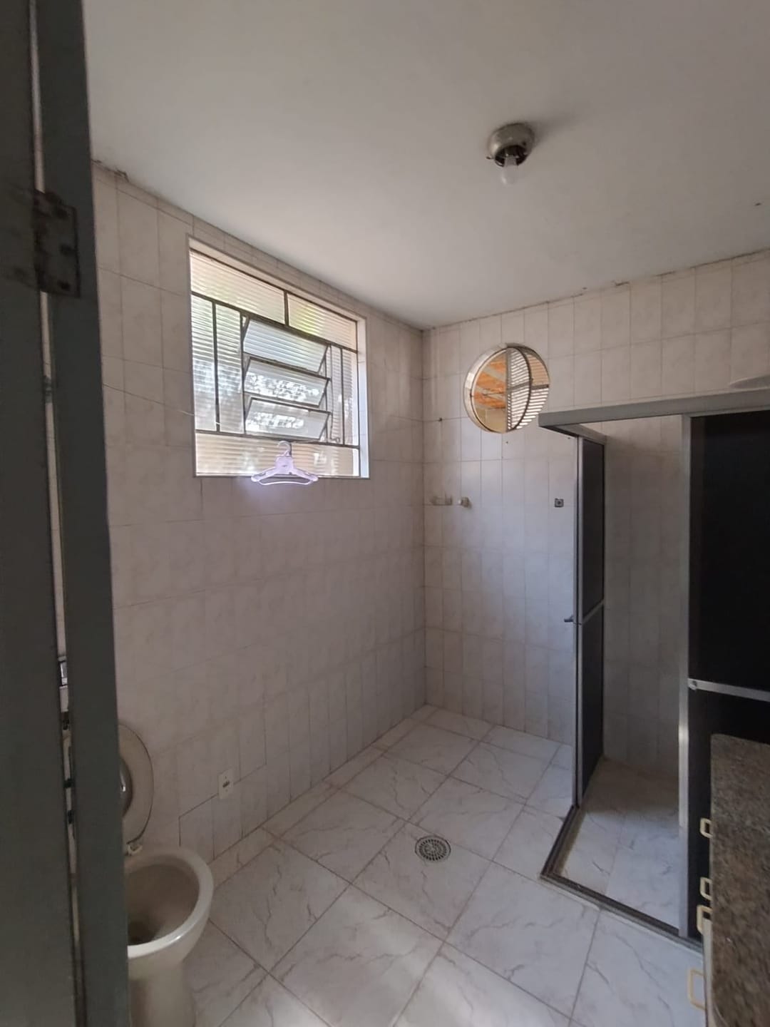 Casa para alugar com 2 quartos, 180m² - Foto 27