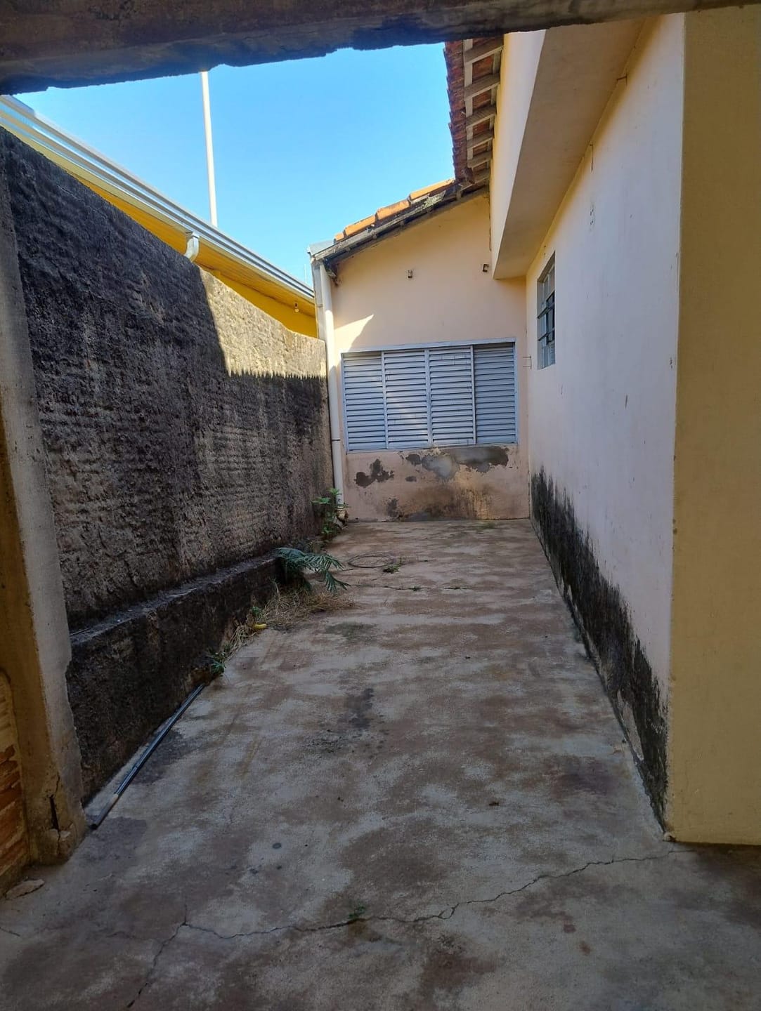 Casa para alugar com 2 quartos, 180m² - Foto 21