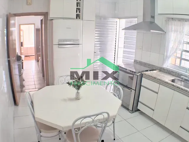Casa com 142m² 3 quartos e 2 banheiros, à venda, no bairro Taboão em São Bernardo do Campo