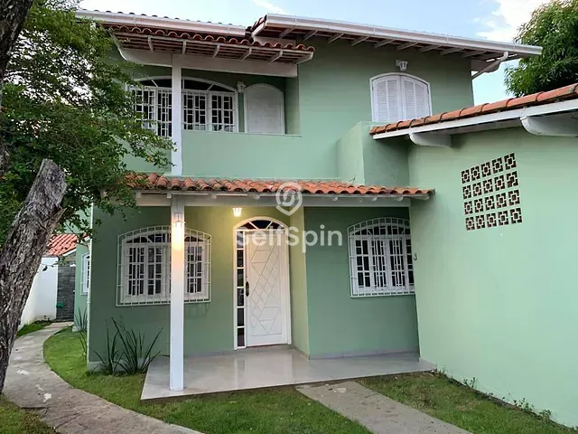 Casa 6 quartos e 3 banheiros, para alugar, no bairro Piratininga em Niterói