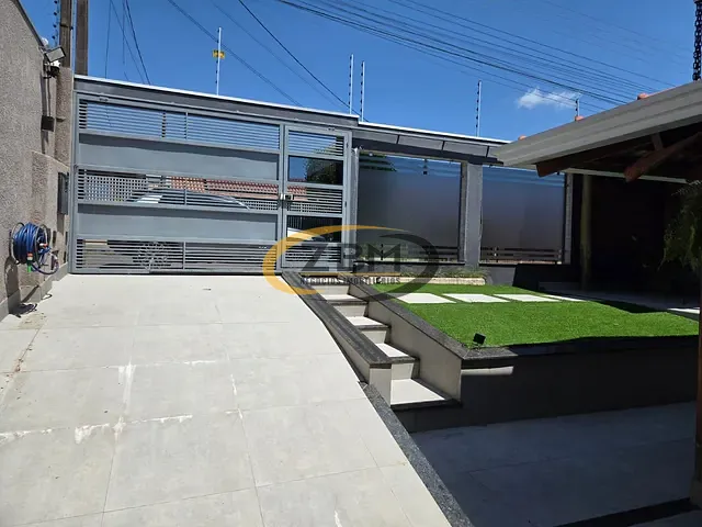 Casa com 336m² 3 quartos e 3 banheiros, à venda, no bairro Conjunto Habitacional José Garcia Molina em Londrina