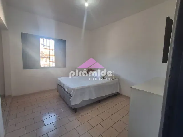 Casa 2 quartos e 2 banheiros, à venda, no bairro Martin de Sá em Caraguatatuba