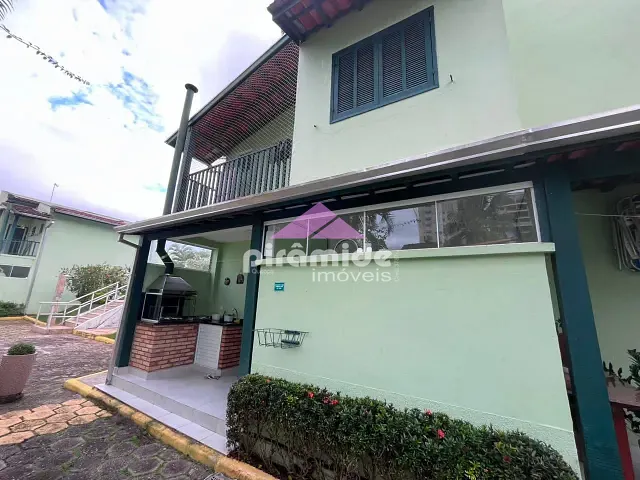 Casa 3 quartos e 2 banheiros, à venda, no bairro Vila Balneário Santa Martha em Caraguatatuba