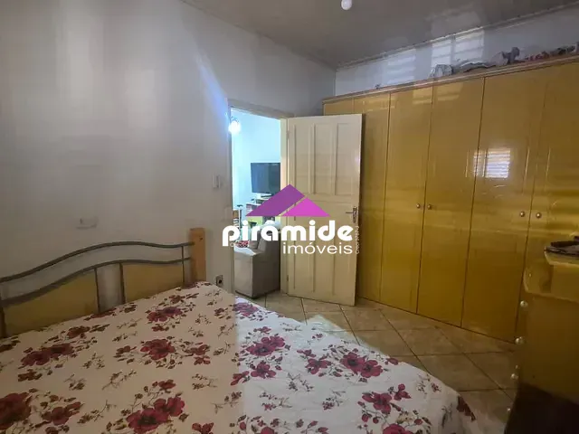 Casa 2 quartos e 1 banheiro, para alugar, no bairro Monte Castelo em São José dos Campos