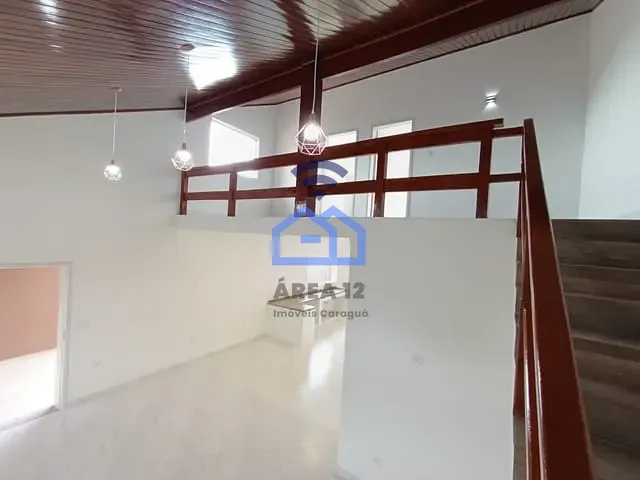 Casa com 242m² 4 quartos e 5 banheiros, à venda, no bairro Indaiá em Caraguatatuba