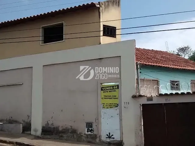 Casa com 281m² 4 quartos e 3 banheiros, à venda, no bairro Bom Retiro em Uberaba