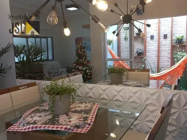 Casa com 148m² 3 quartos e 2 banheiros, à venda, no bairro Vila Santos em Caçapava