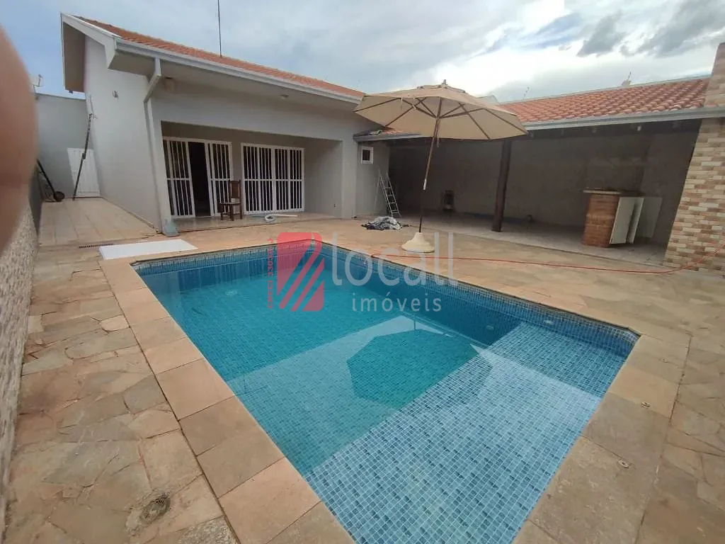 Casa com 3 quartos para aluguel, 250m² — foto 7 de 11
