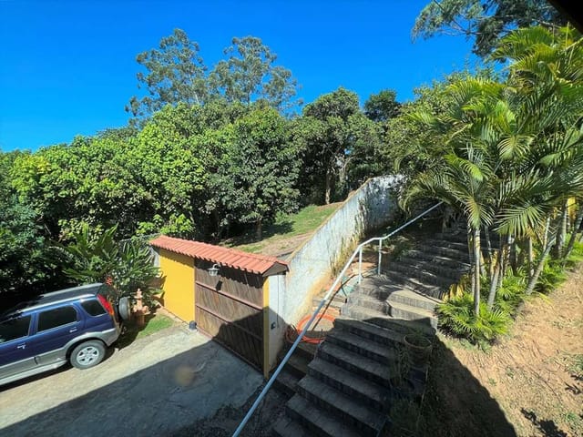Casa com 1459m² 4 quartos e 5 banheiros, à venda, no bairro Chácara Santa Lúcia em Carapicuíba