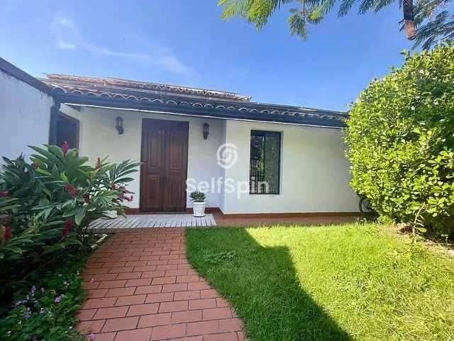 Casa 5 quartos e 5 banheiros, para alugar, no bairro Camboinhas em Niterói