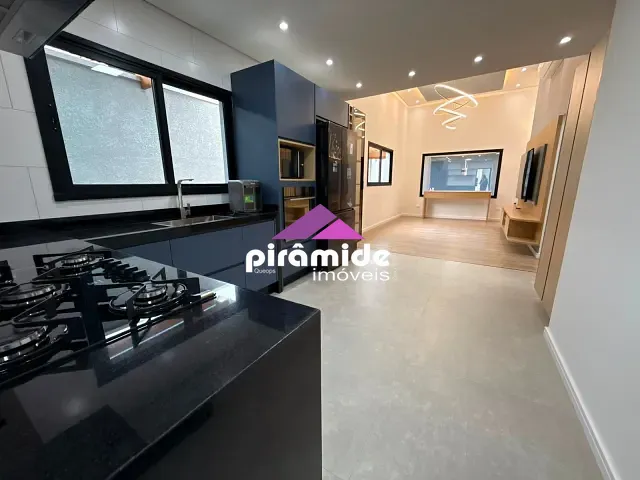 Casa com 300m² 3 quartos e 4 banheiros, à venda, no bairro Jardim Estrela Dalva em Caraguatatuba