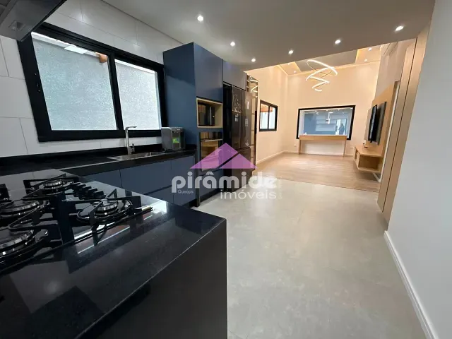 Casa com 300m² 3 quartos e 4 banheiros, à venda, no bairro Jardim Estrela Dalva em Caraguatatuba