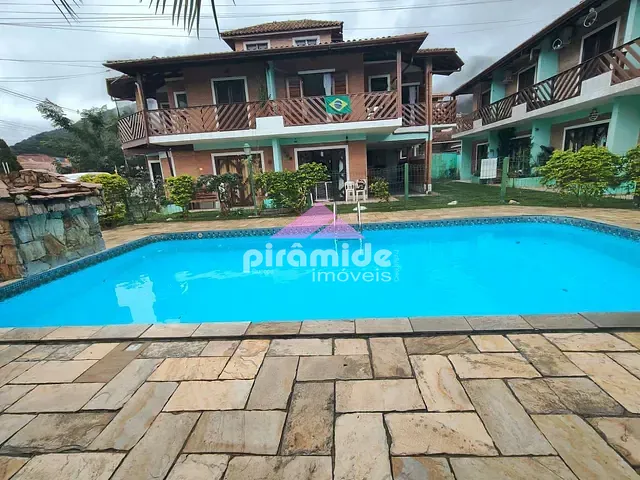 Casa 3 quartos e 3 banheiros, à venda, no bairro Vila Balneário Santa Martha em Caraguatatuba