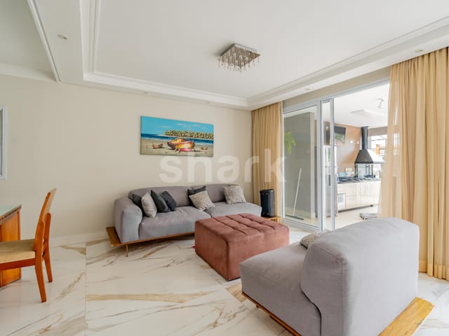 Casa com 350m² 4 quartos e 6 banheiros, à venda, no bairro Alphaville em Santana de Parnaíba