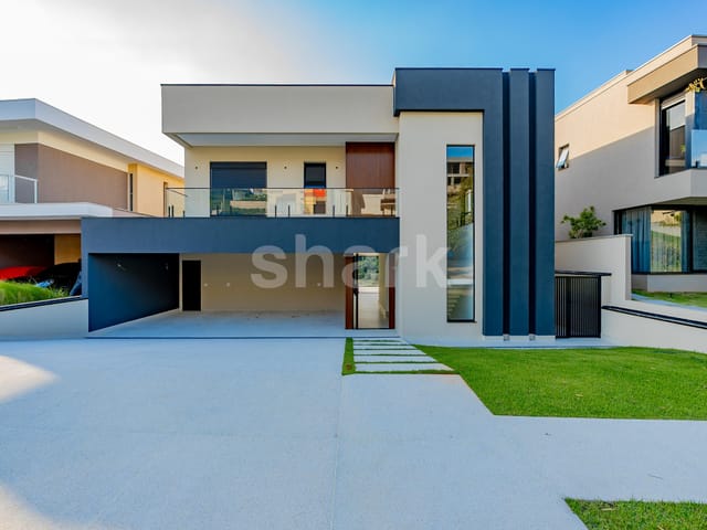 Casa com 453m² 4 quartos e 7 banheiros, à venda, no bairro Alphaville em Santana de Parnaíba