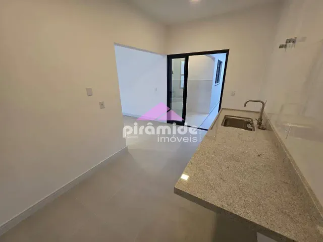 Casa com 150m² 3 quartos e 2 banheiros, à venda, no bairro Jardim Anhembi em São José dos Campos