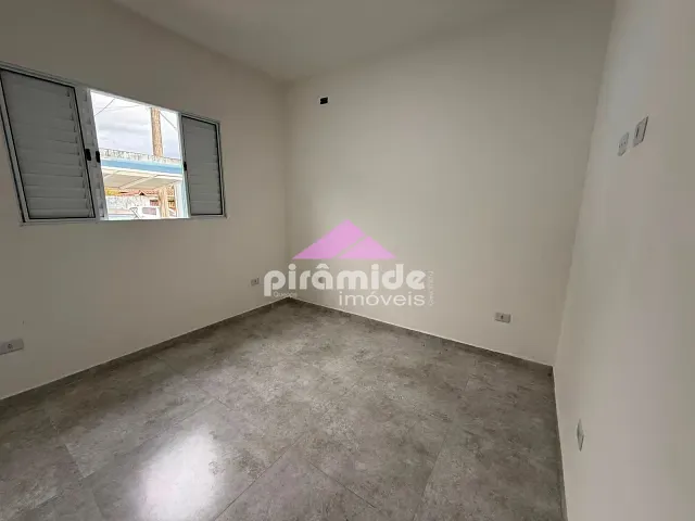 Casa com 125m² 2 quartos e 1 banheiro, à venda, no bairro Golfinho em Caraguatatuba