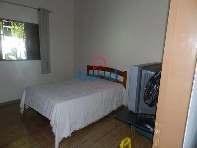 Casa com 300m² 2 quartos e 1 banheiro, à venda, no bairro Jardim Santa Eliza em Porto Feliz