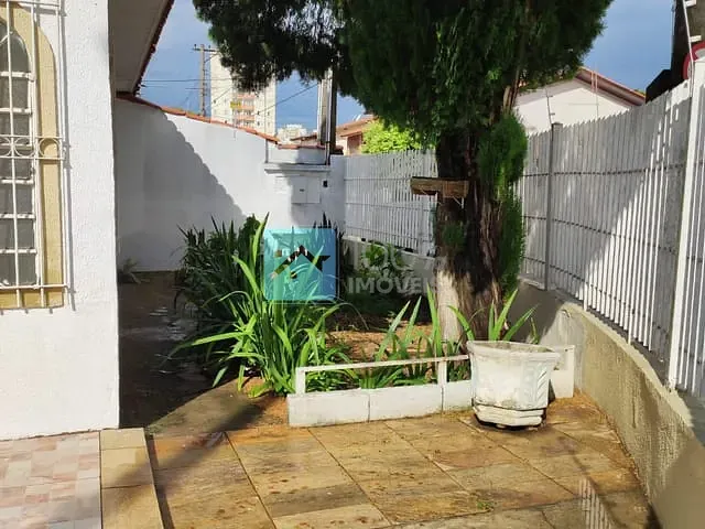 Casa com 100m² 2 quartos e 1 banheiro, para alugar, no bairro Jardim das Indústrias em São José dos Campos