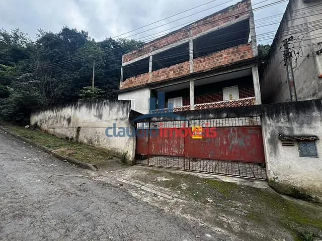 Casa 3 quartos e 1 banheiro, à venda, no bairro Goiabal em Barra Mansa
