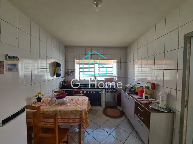 Casa com 408m² 3 quartos e 1 banheiro, à venda, no bairro Centro em Londrina