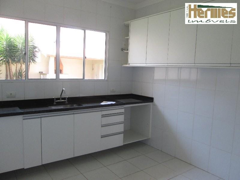 Casa, 3 quartos, 220 m² - Foto 34