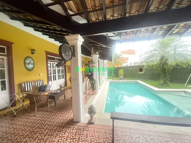 Casa com 759m² 5 quartos e 9 banheiros, à venda ou para alugar, no bairro Urbanova em São José dos Campos